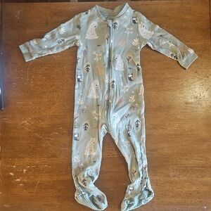 George Kids Footie with Bear and Tree Print - Green